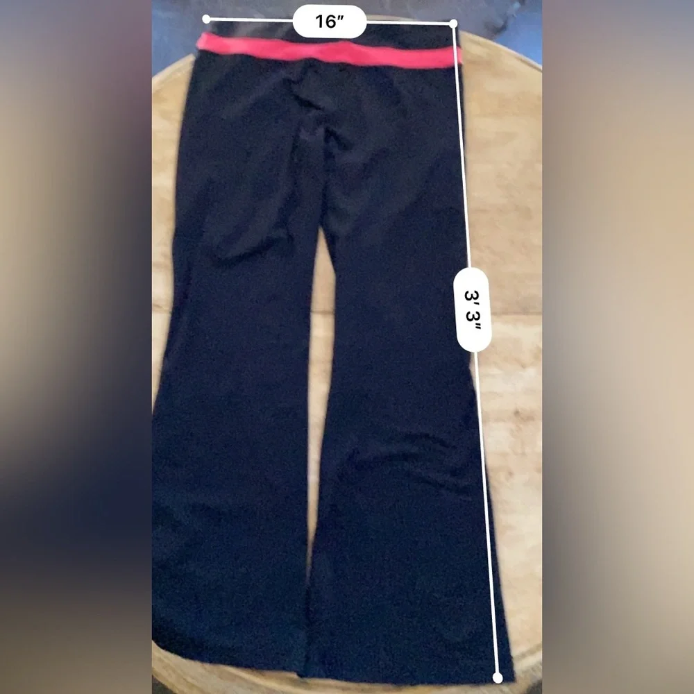 Lululemon Women’s Sz 12 Groove‎ Pant in Black/Bloom Juice